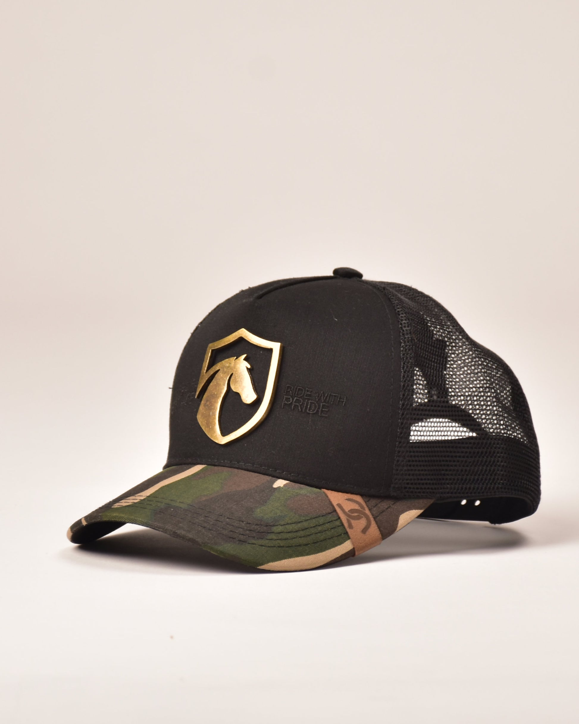 Gorra Mustang Conmemoración Gold